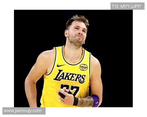 7胜3负！东契奇带队37+10+9.5，带领湖人在伤病潮中稳扎稳打